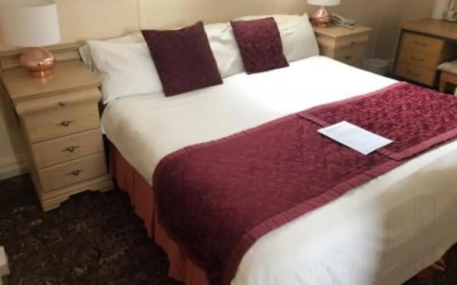 Waverley Hotel