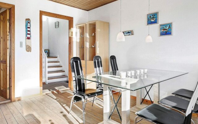 Fantastic Holiday Home in Thyboron near Sea
