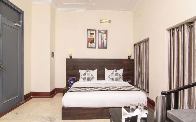 OYO 12339 Serenity Stay 2