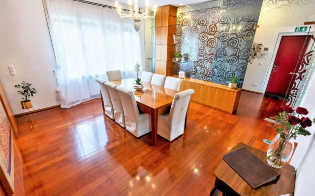 Luxury Apartment Villa Černigoj