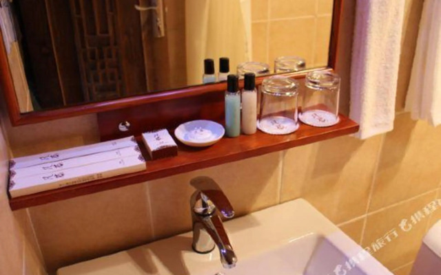 Fanhua Changxing Hostel