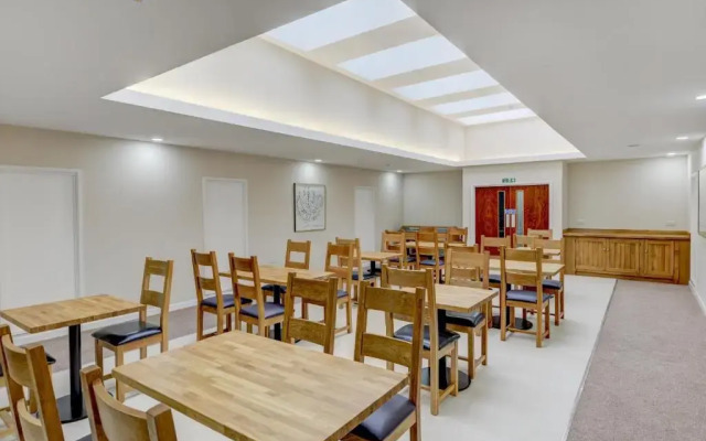 OYO Plymouth Central Hotel