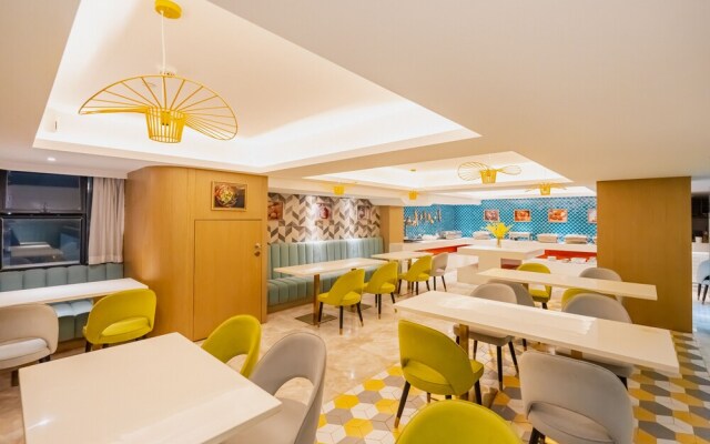 K-house Hotel