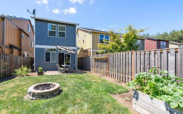 Modern home, Four bedrooms, King Beds