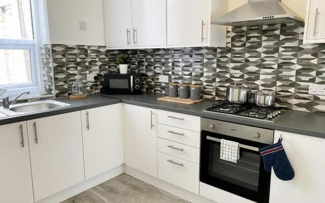 89 St. John's Road Terrace House
