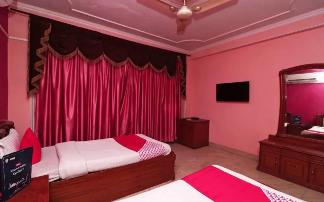 Hotel Centre Point By OYO Rooms