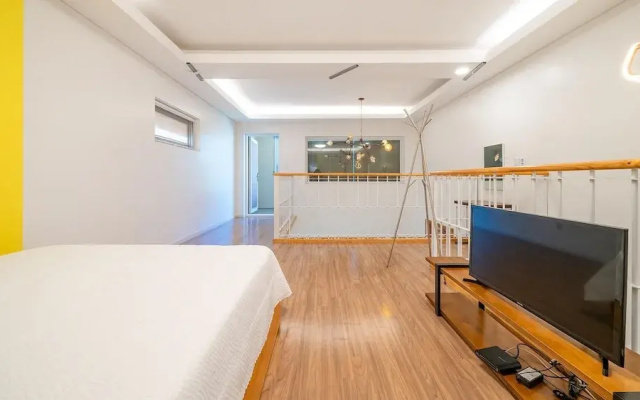 Gapyeong Belleuangjyu Aegyeonpensyeon