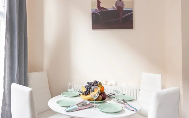 London Queens - Central