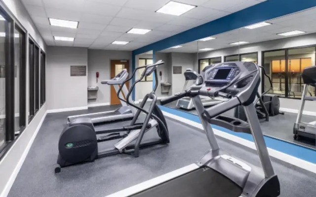 Garner Hotel Paducah West by IHG