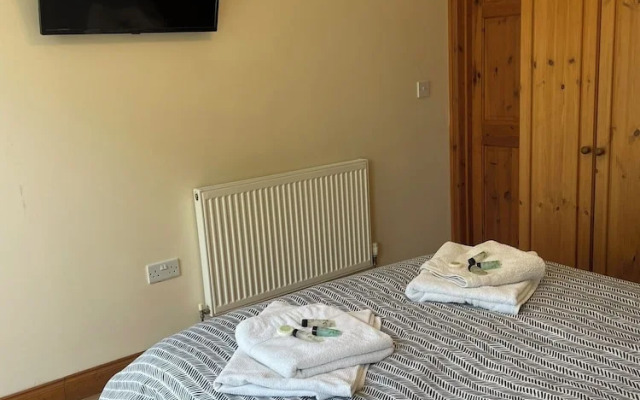 Rooms at the Huntsman Inn