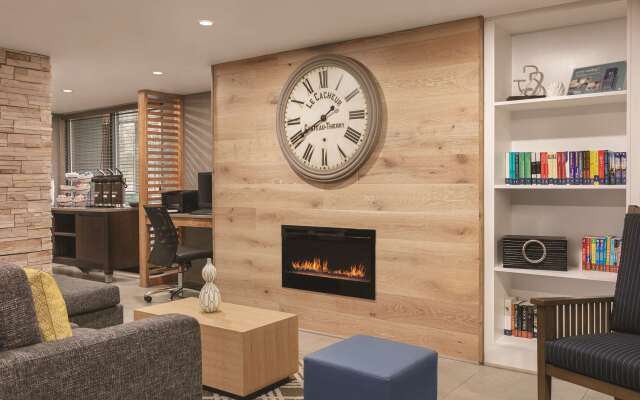 Country Inn & Suites by Radisson, Williamsburg East (Busch Gardens), VA