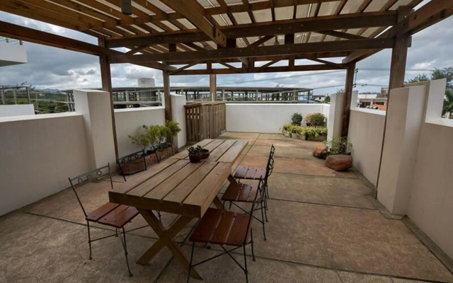 Abozza Resort