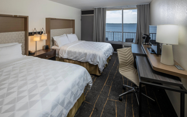 Holiday Inn Detroit Lakes by IHG