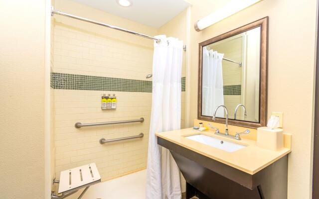 Staybridge Suites Houston IAH - Beltway 8 by IHG