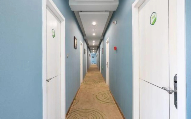 99 Inn Selected Hotel (Shanghai Sheshan Happy Valley)
