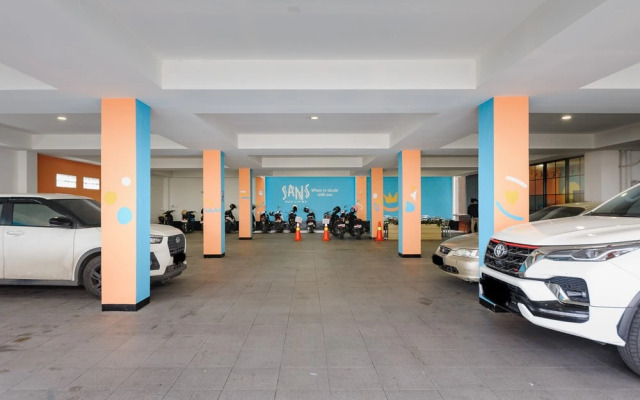 Sans Hotel Max Living Cengkareng