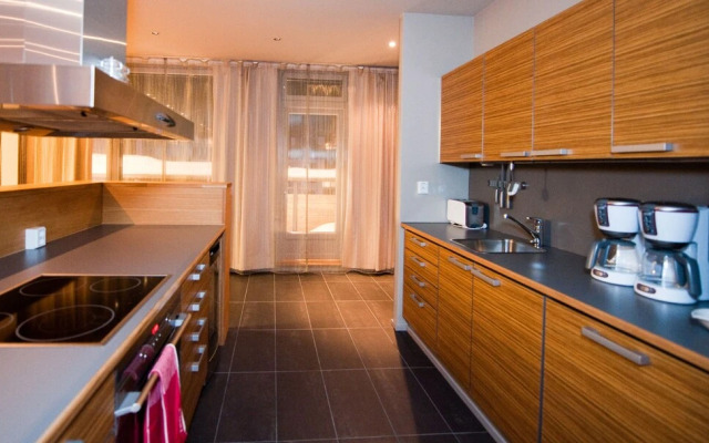 Levi Suites Unna Mànnu