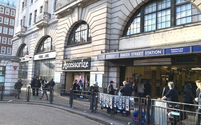 Orchid 2 At Baker Street