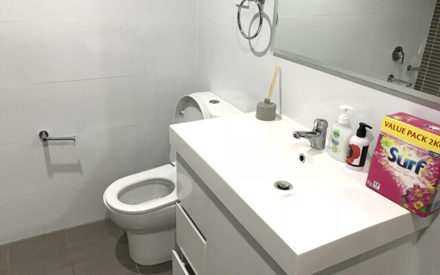 Chic & Cosy Apartment near Airport and CBD