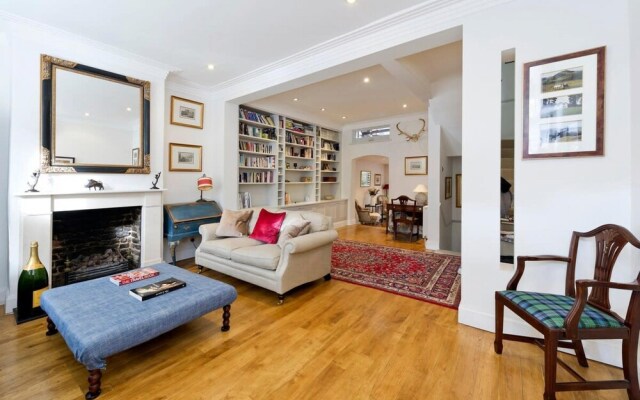 4-bed House With a Garden Fulham