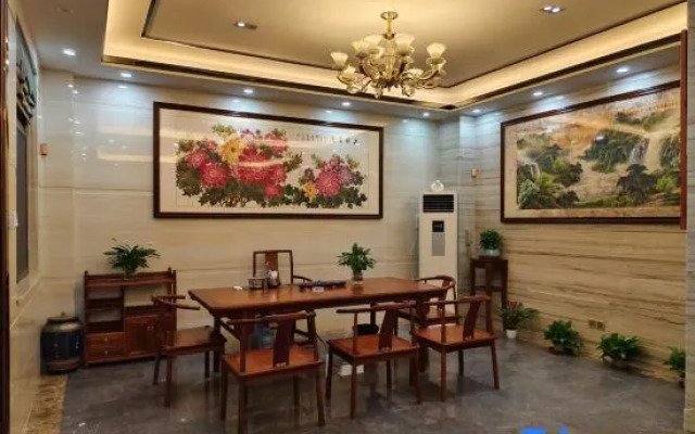 Zhuhai Rong Homestay (Family Store)