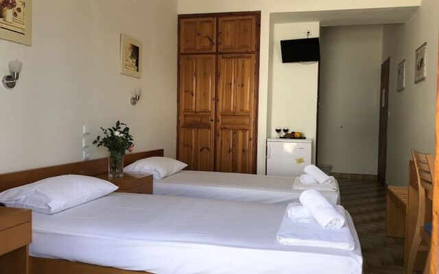 Main Guest House Skiathos