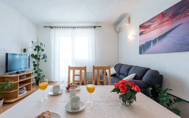 Apartment Lena
