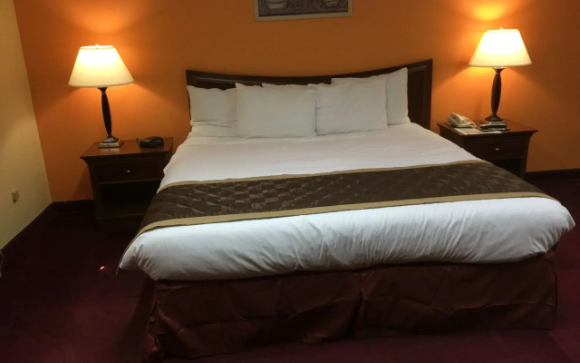 Laketree Inn And Suites Marion