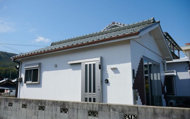Rush Awaji Guppy - Seaside Holiday Home