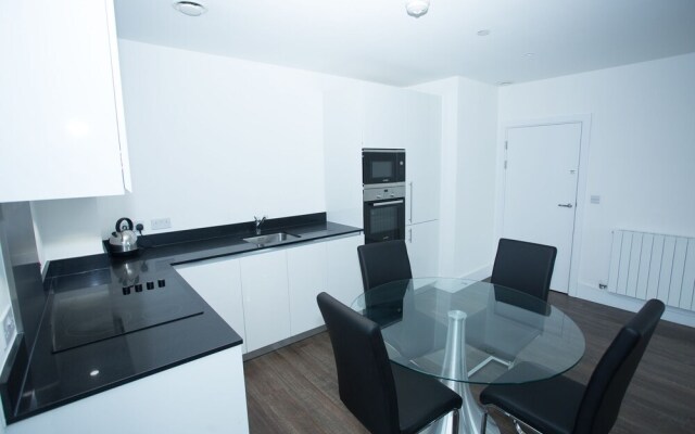 High view 2 Bedroom apt - Woolwich