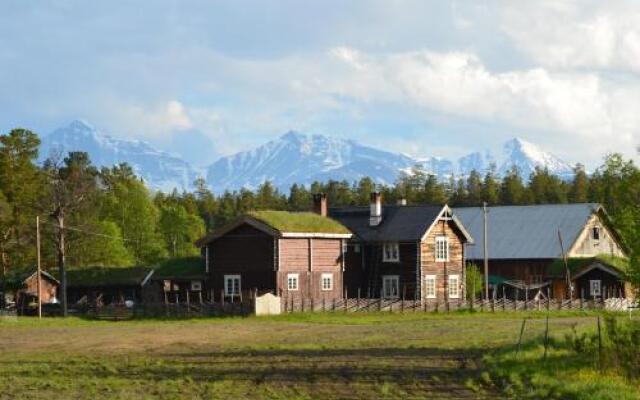 Kvebergsøya Gard