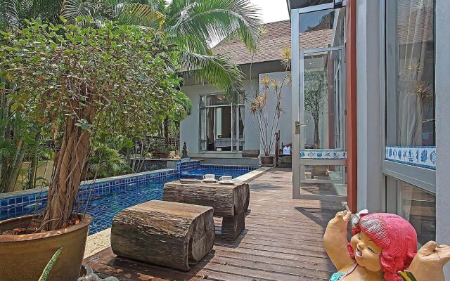 Jomtien Waree 2