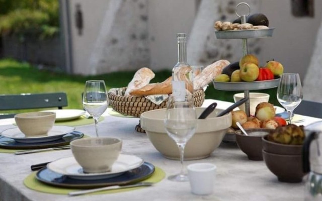 Luxurious Farmhouse in Braize