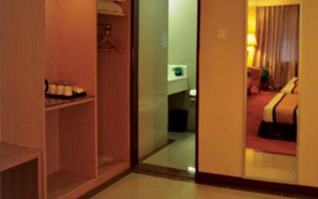 Tang Dynasty Park Hotel