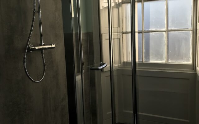 Regency Rooms