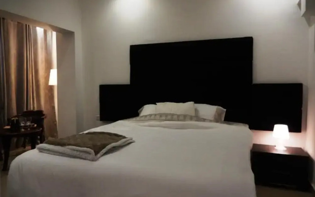 Gorgeous Studio On Hilton Beach
