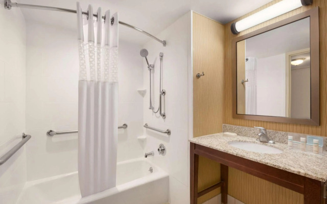 Hampton Inn Denver West Federal Center