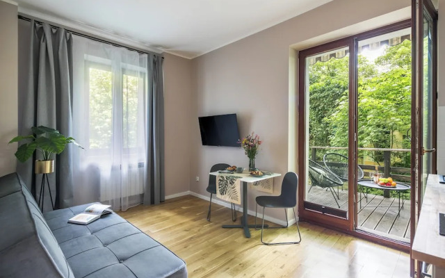 Garden House Apartments