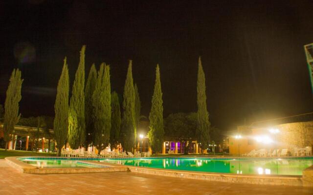 Los Parrales Resort Hotel
