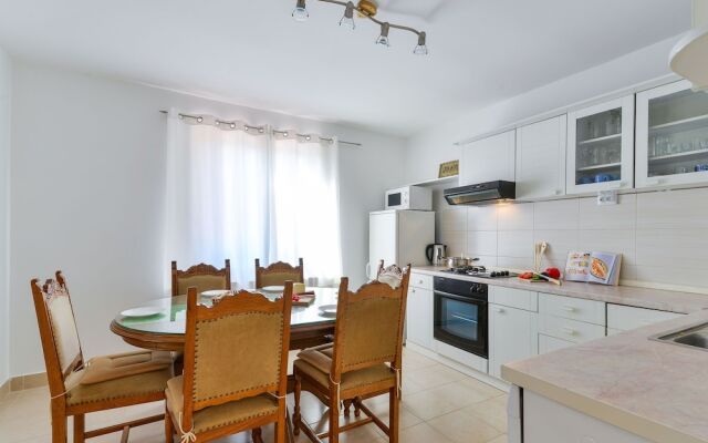 Luxurious Holiday Home in Bibinje with sauna