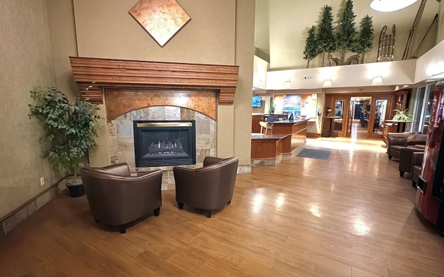 Lakeview Inns & Suites - Hinton