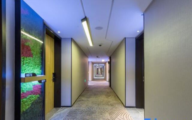 Tuke Hotel (Shanghai Hongqiao Hub Yan'an West Road)