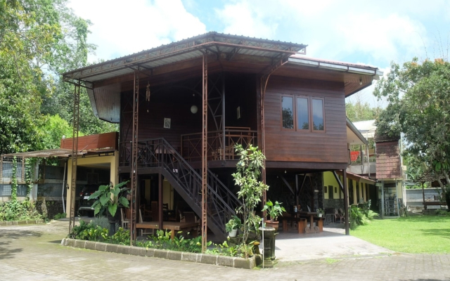 OYO 93595 Puri Adem 86 Syariah BunkbedNearMerapi Golf Club