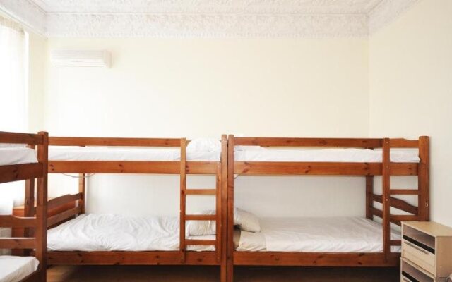 Best For Travelers Lodging Houses