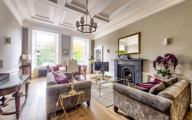 JOIVY Doune Terrace Apartment: Edinburgh New Town Prime Location