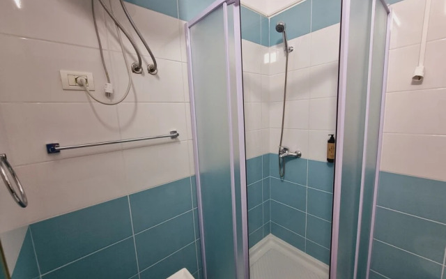 Teo's Deluxe Studios