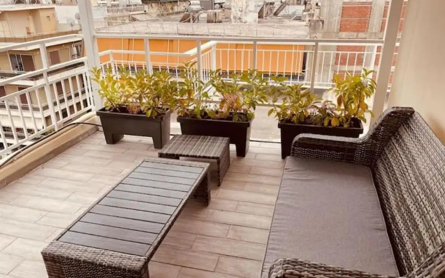 Athens Tiny Rooftop by Super Host Hub