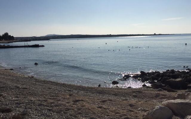 Spacious Apartment in Novalja near Sea