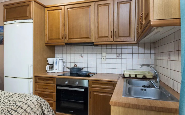 Vironas Delight 1Bd Apt w Lovely Balcony