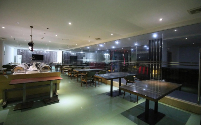 Pebble Motel (Pengtai Department Store Shopping Center)